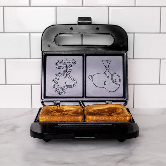 Peanuts Snoopy Grilled Cheese Maker-4