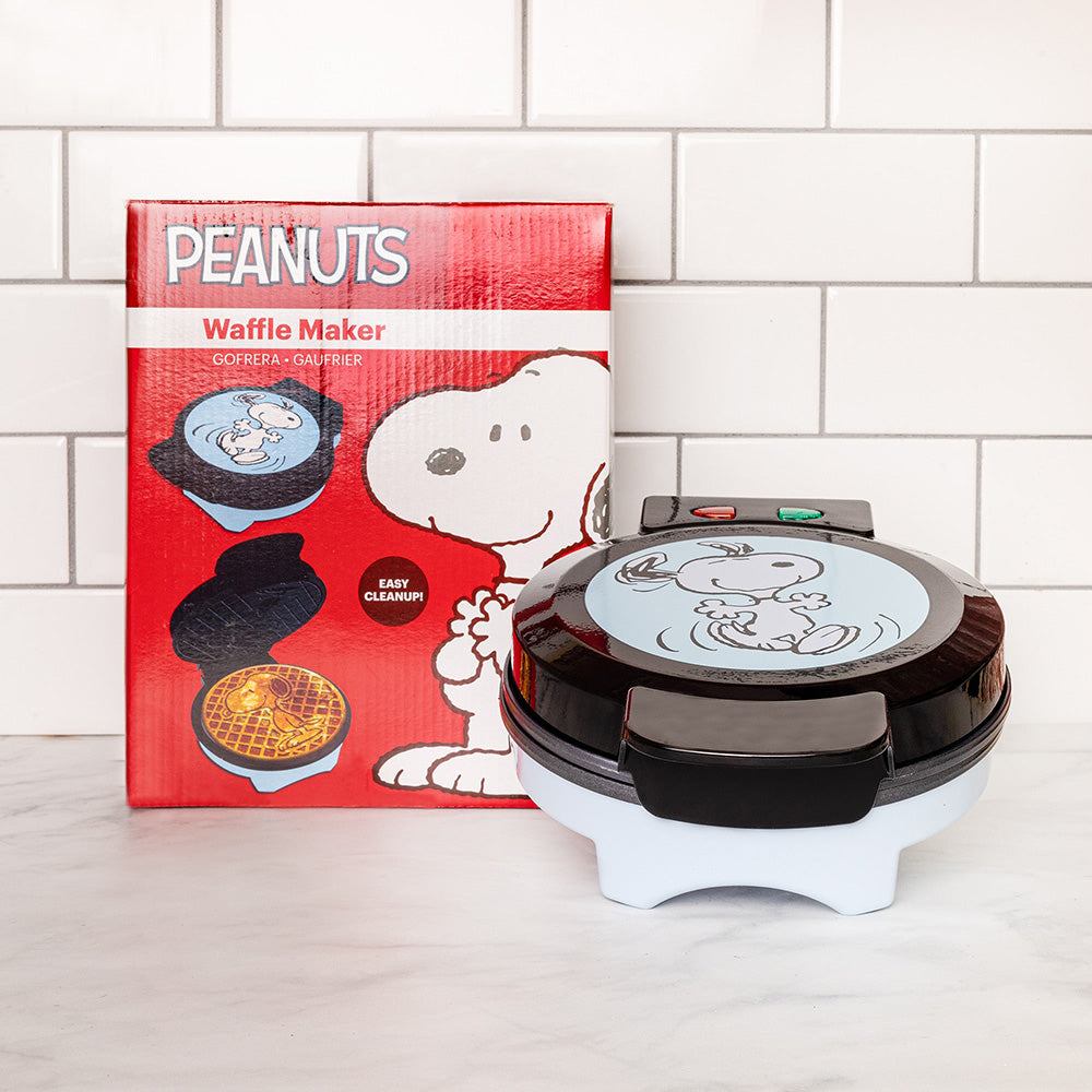 Peanuts Snoopy Waffle Maker