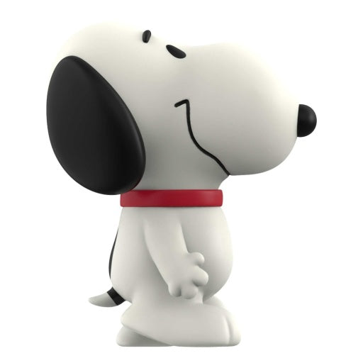 Peanuts Super7 Fun! Fun! Wave 02 Snoopy Walking Action Figure