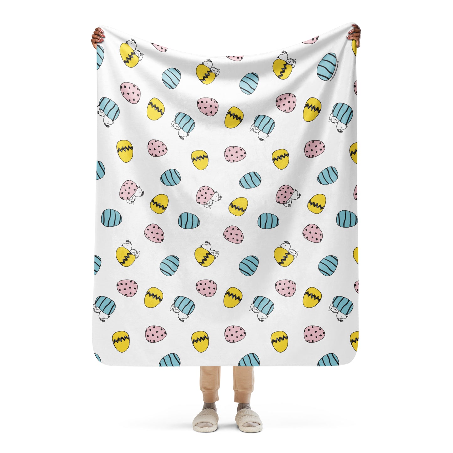 Peanuts Snoopy Easter Eggs Sherpa Blanket