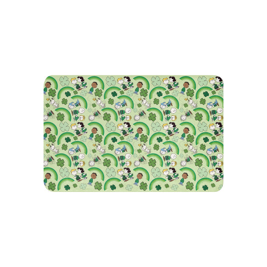 Peanuts Gang Feeling Lucky Sherpa Blanket-0