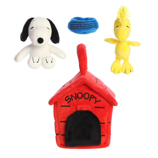 Peanuts 8" Snoopy's Dog House Playset Plush-6