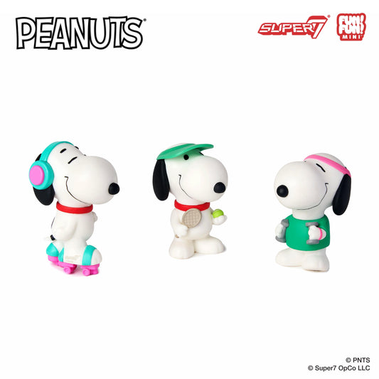 Closed blind box packaging for Peanuts FUN! FUN! Mini figure featuring Athlete Snoopy-9