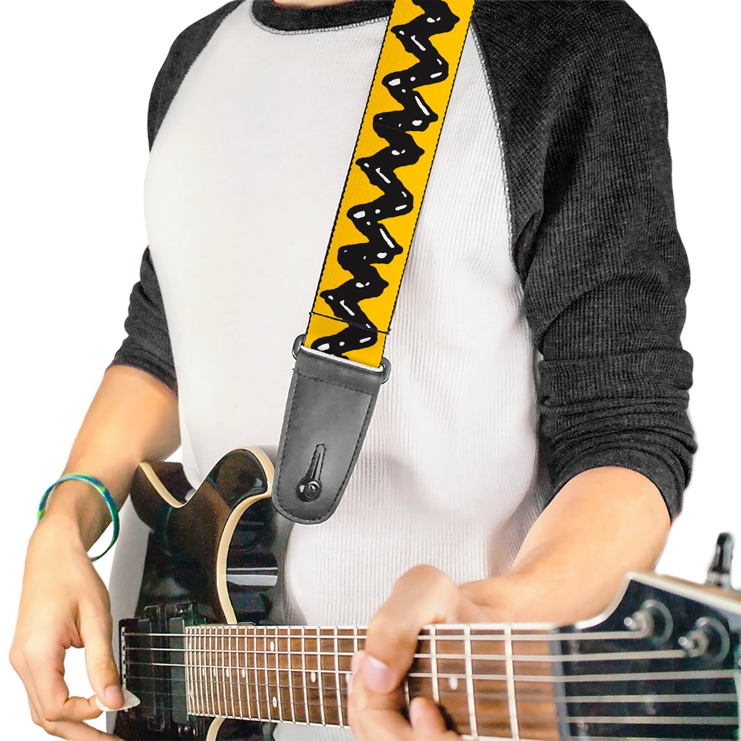 Guitar Strap: Peanuts Charlie Brown Zig Zag | The Peanuts Store