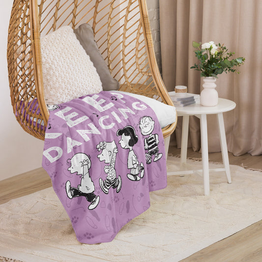 Peanuts Just Keep Dancing Sherpa Blanket-3