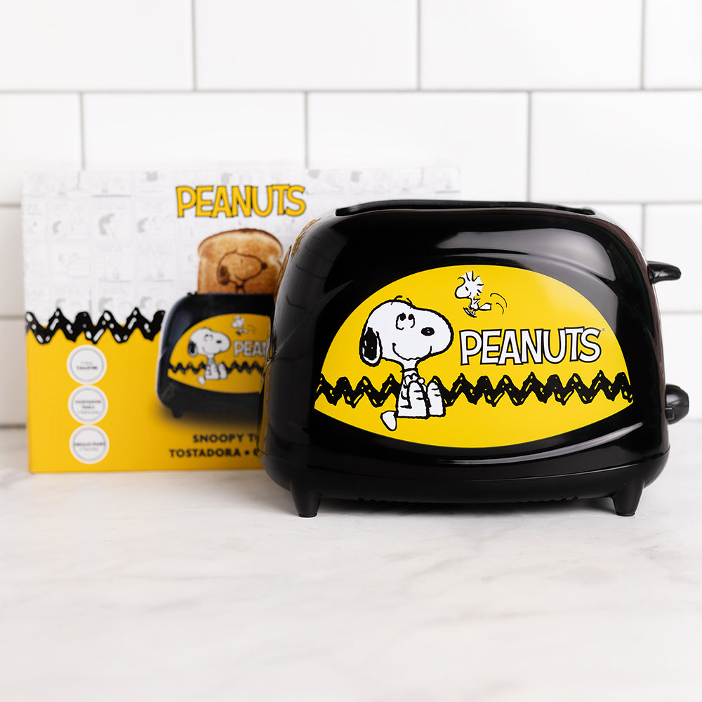 Peanuts Snoopy Elite 2-Slice Toaster