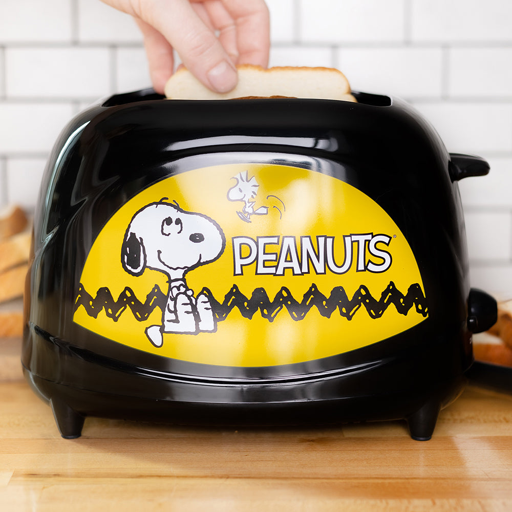 Peanuts Snoopy Elite 2-Slice Toaster