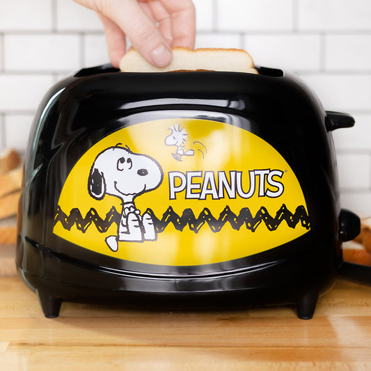 Peanuts Snoopy Elite 2-Slice Toaster-3