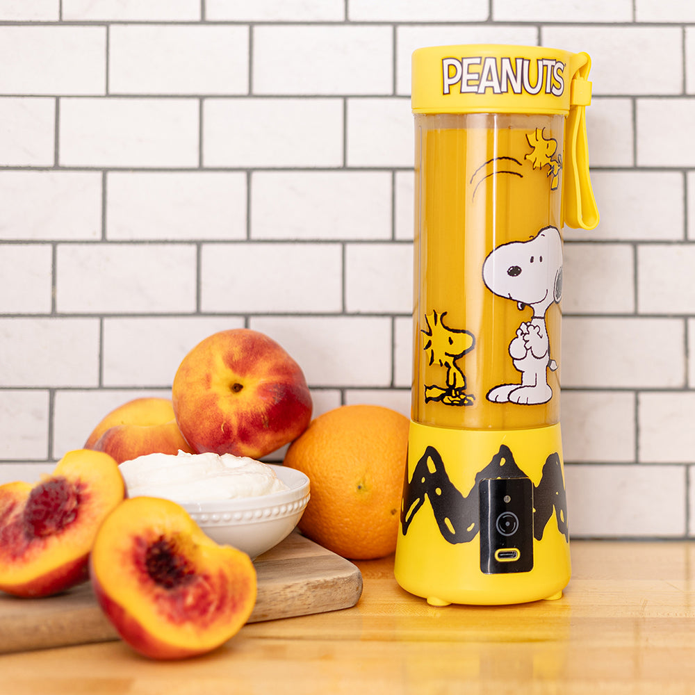 Peanuts Snoopy & Woodstock USB-Rechargeable Portable Blender