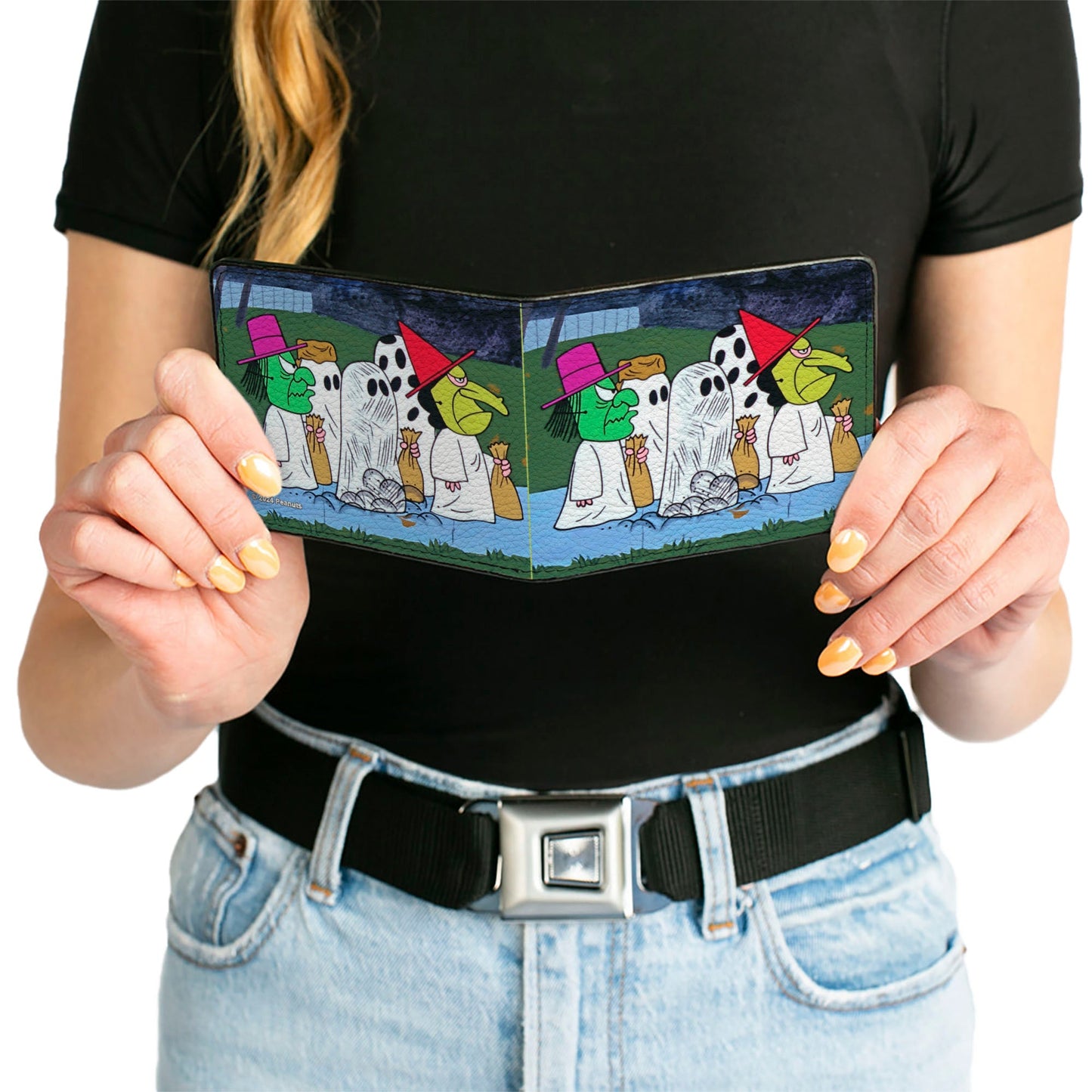 Bi-Fold Wallet - Peanuts Gang Halloween Trick or Treat Group Pose
