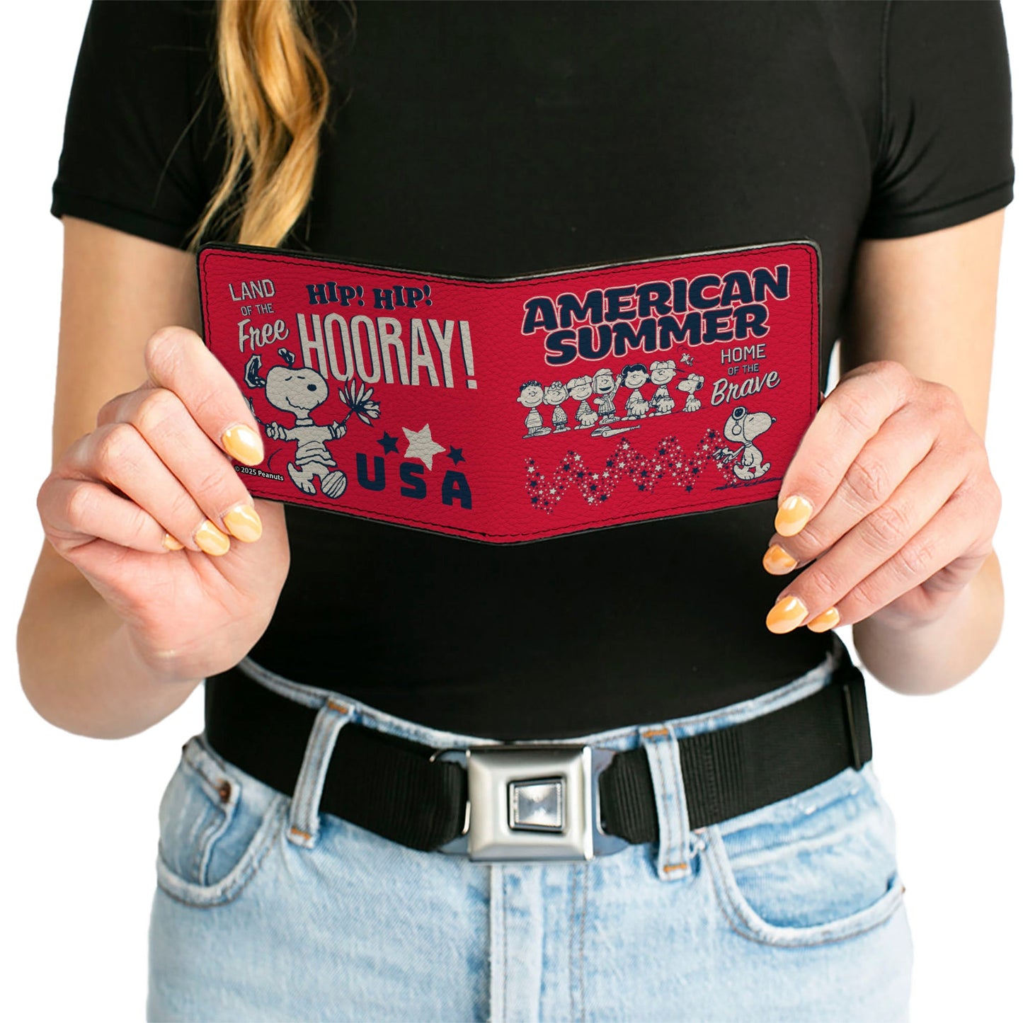 Peanuts Gang American Summer Poses Bi-Fold Wallet