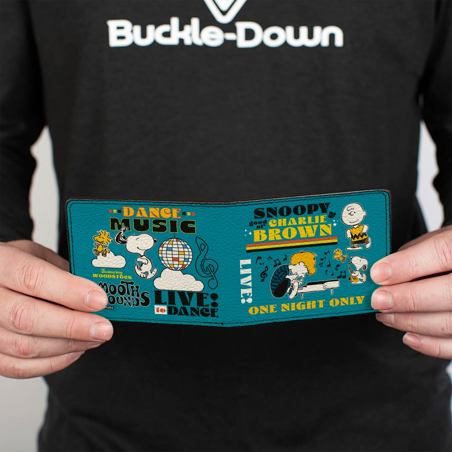 Peanuts Gang Bi-Fold Wallet with Dance Music Poses