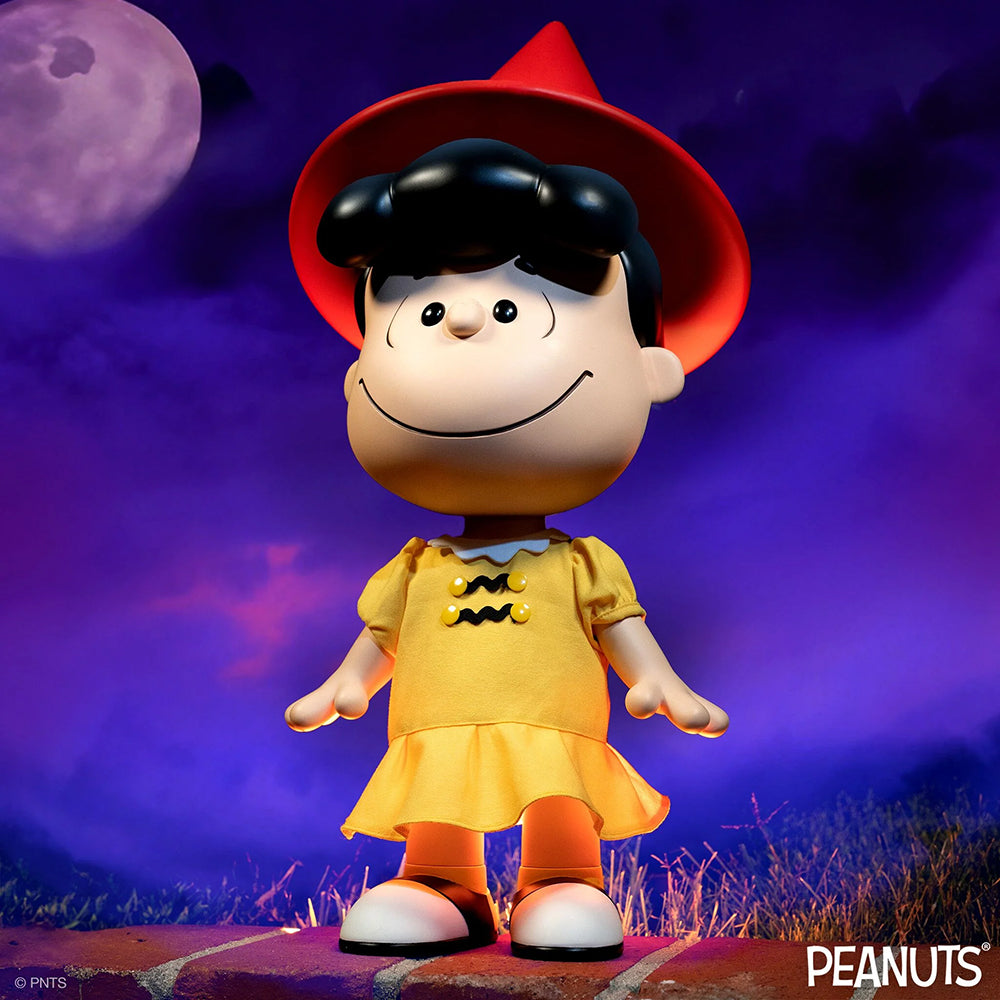 Peanuts SuperSize Vinyl Lucy in Witch Mask
